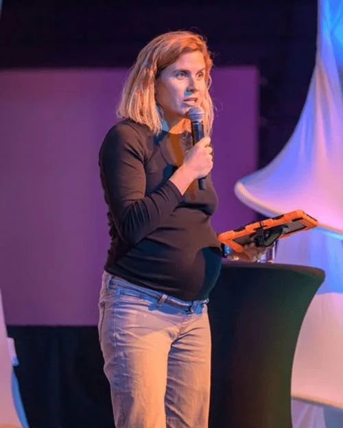 CLARISSE CRÉMER, conférencier