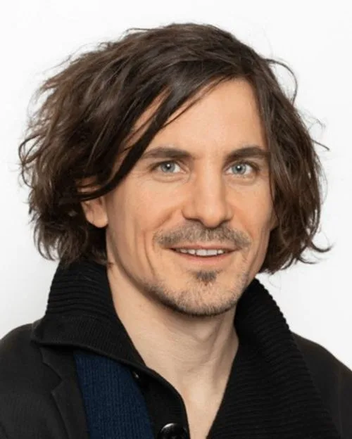 ERIC CASSAR, conférencier