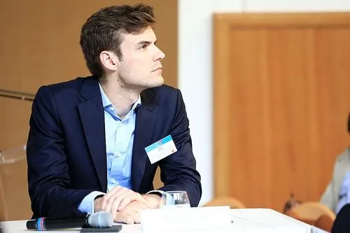 ROBIN RIVATON, conférencier