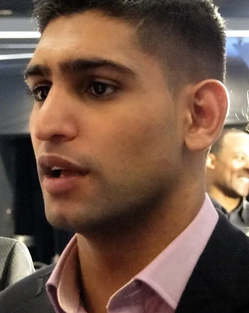 Amir Khan, conférencier
