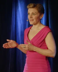 Caroline MacphiE, conférencier