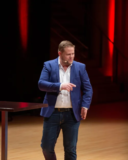 Vincent Engler, conférencier
