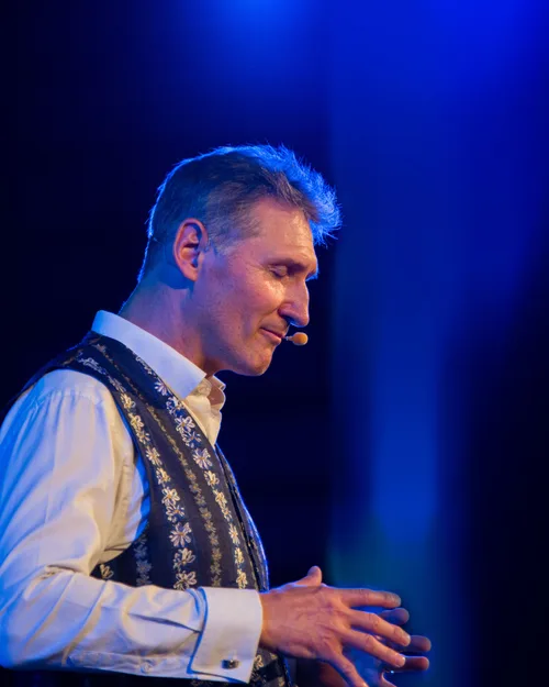Hervé FRANCESCHI, conférencier