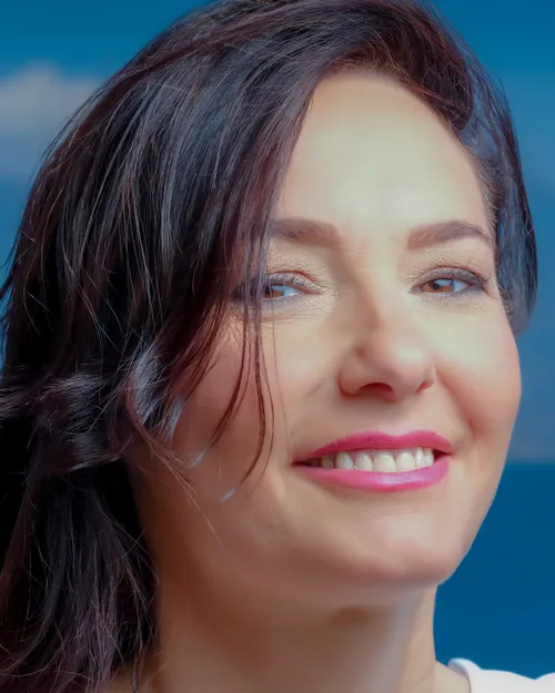 Sophie Floreani, speaker
