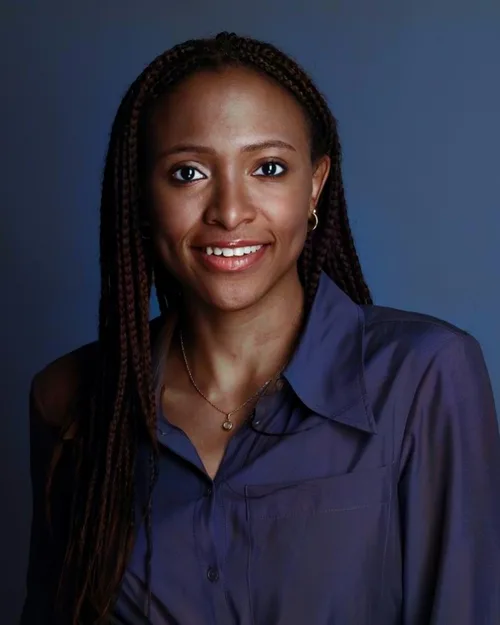 Nelly Kambiwa, conférencière