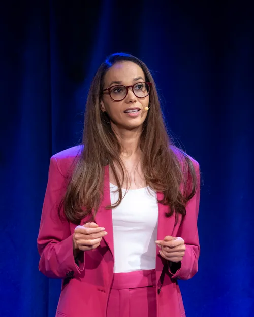 Samira HADDOUCH, conférencière